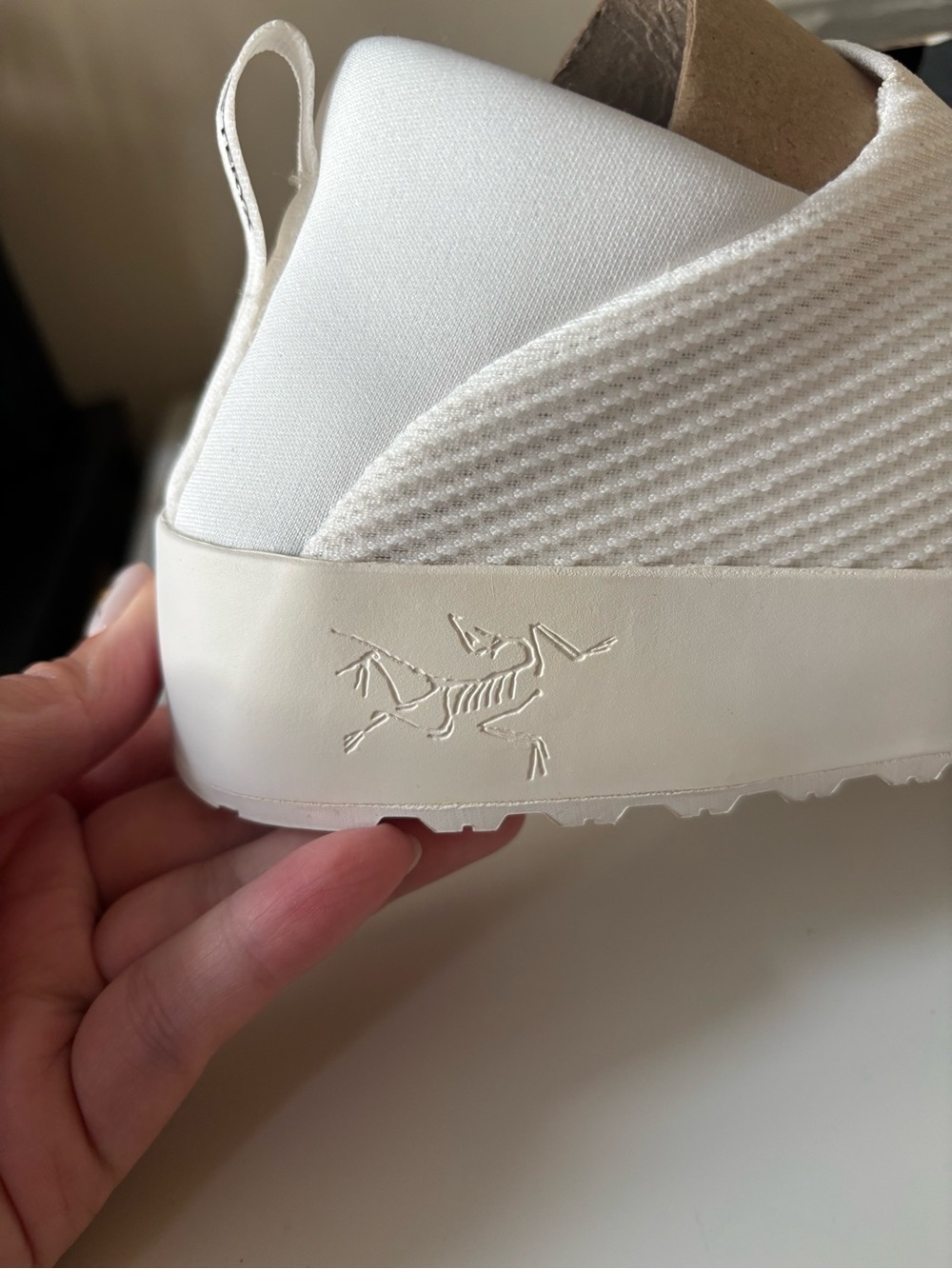 [NEW] Arc'teryx Kragg Climbing White Arctic Women's Shoes - US Women’s 8.5 - Picture 10 of 13